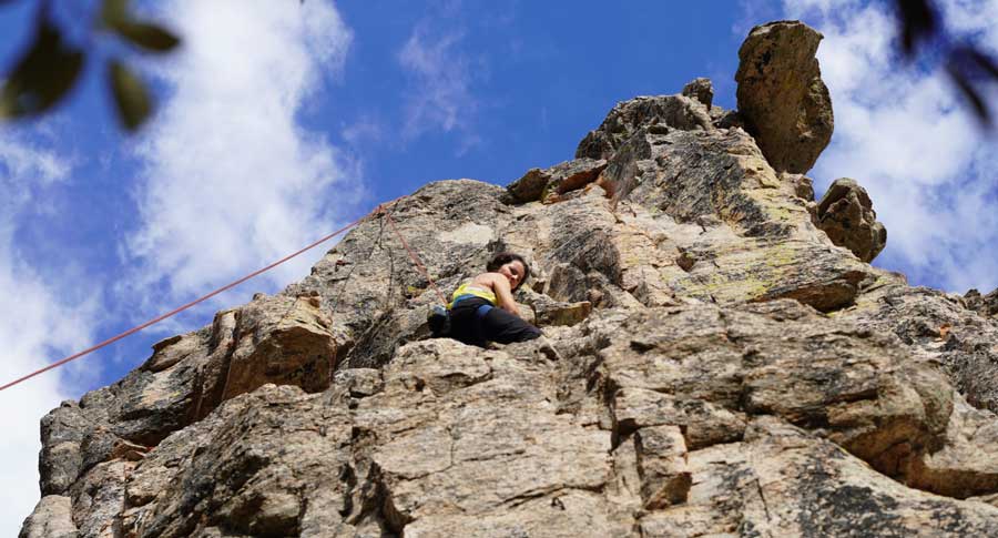 El autor escalando el Munchkinland en Mt. Lemmon
