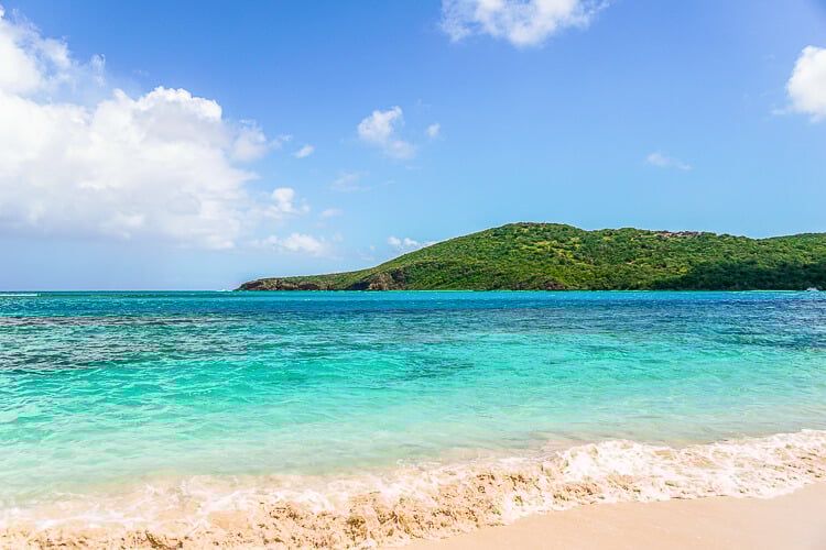 ¡Estos consejos para visitar la isla de Culebra, Puerto Rico te ayudarán a aprovechar al máximo tu viaje!