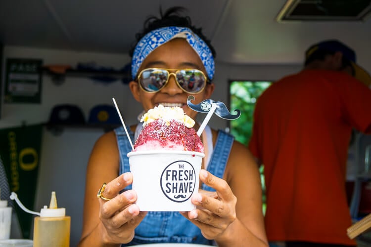 ¿Estás planeando un viaje a Kauai, Hawái?  Estos son los 10 mejores lugares para comer en Kauai, ¡no te los pierdas!