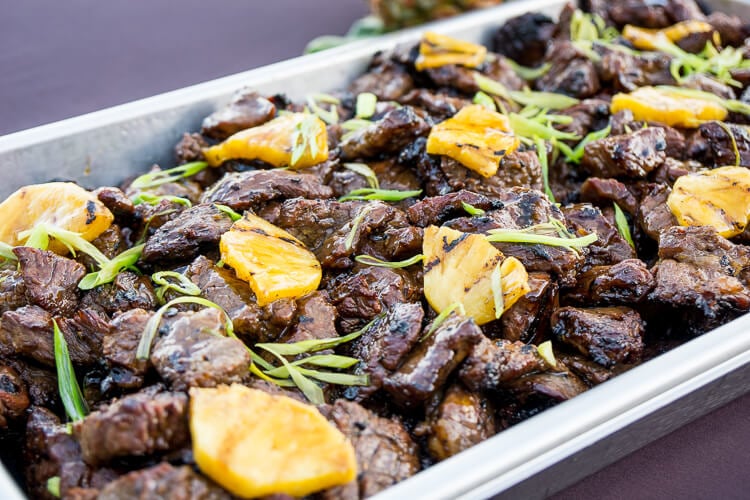 ¿Estás planeando un viaje a Kauai, Hawái?  Estos son los 10 mejores lugares para comer en Kauai, ¡no te los pierdas!